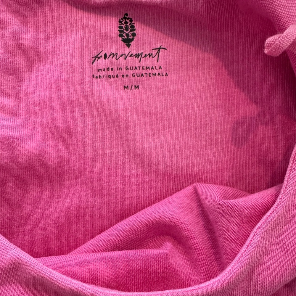 Free People Movement Pink Crop Top M NWOT - Picture 4 of 5